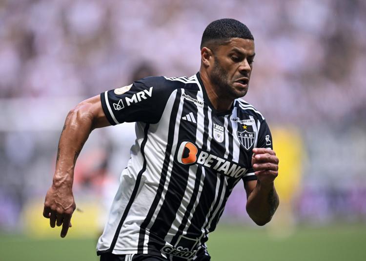 米内罗竞技, 新援雷尼尔, 第一时间找