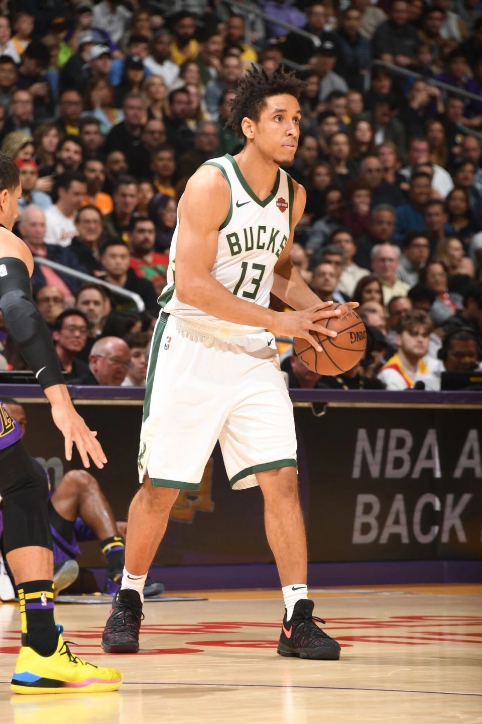 三年新秀合, 场和